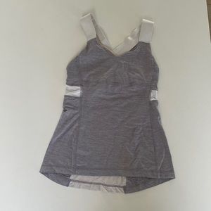 Lululemon tank size 4